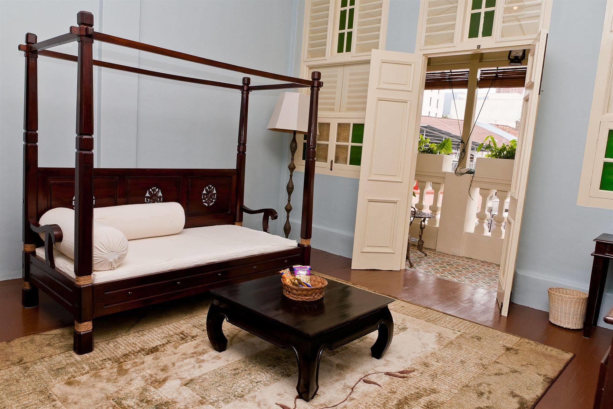 Palanquinn Heritage Suites George Town Exterior photo